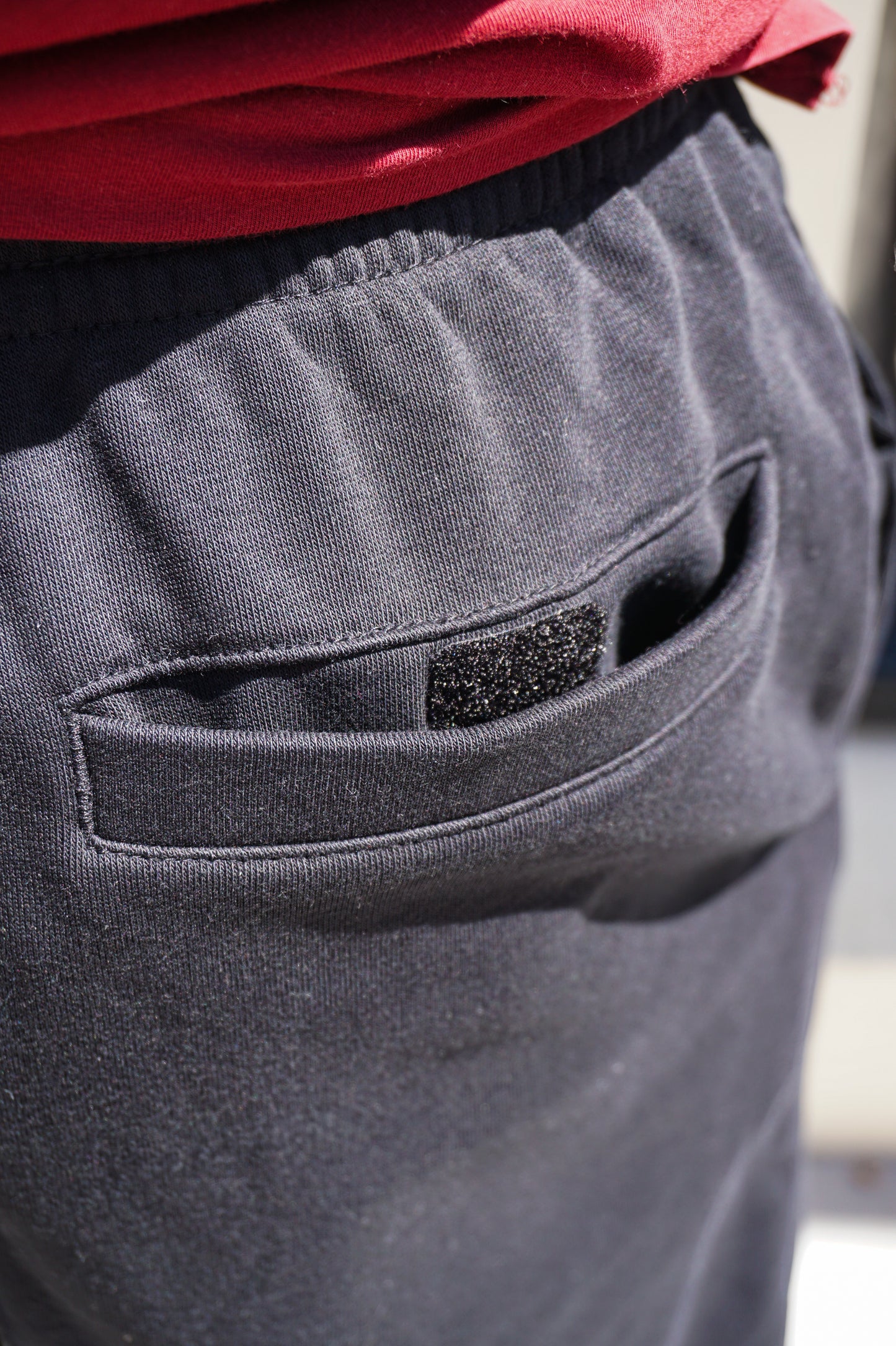 Short brodé « ICARE »